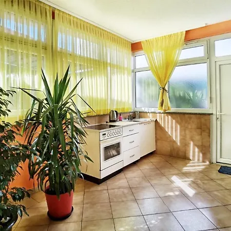 Appartement Marta - Private Pool Kaštela